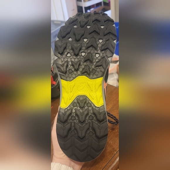 Asics Women's Gel Venture 9 Street/Trail Shoes/Sneakers Sz 11 New with tags! - Picture 7 of 8